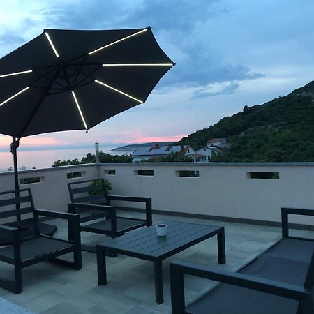 Apartmani Ivana Cres Exterior foto