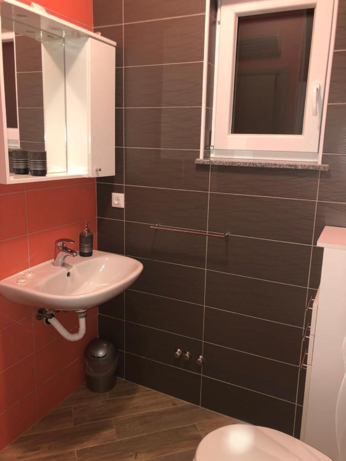 Apartmani Ivana Cres Exterior foto