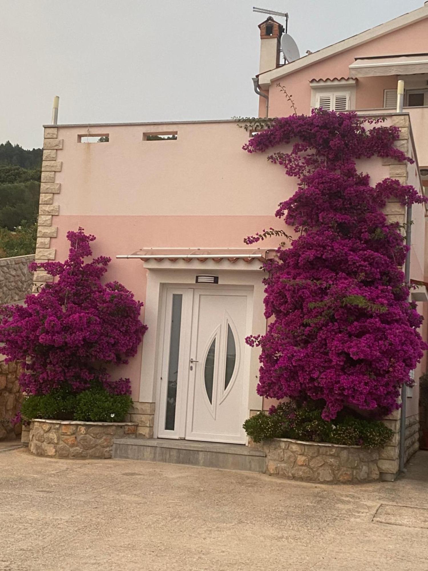 Apartmani Ivana Cres Exterior foto